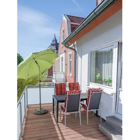 Vakantiehuis With 2 Bedrooms *
