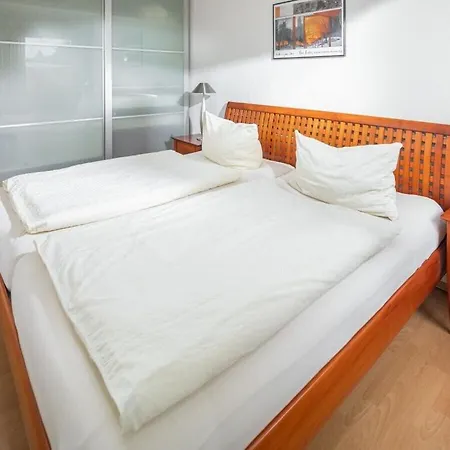 With 2 Bedrooms *